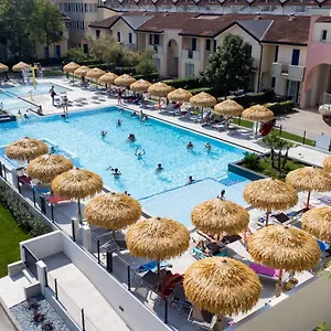  Apartment Quercia Lido Altanea