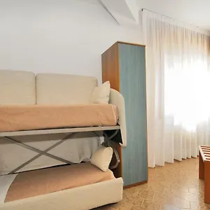  Hotel Venus Best Price